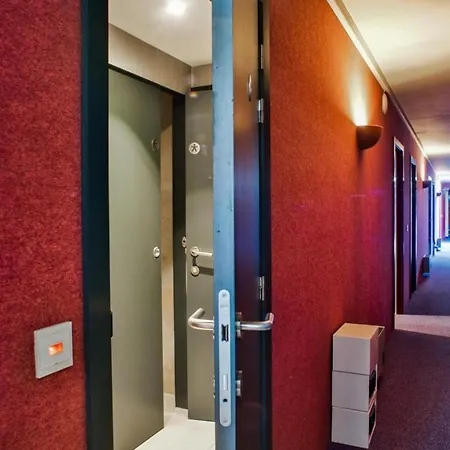 Hotel Zuidwege 3*