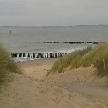 Zuidwege Hotel 3*